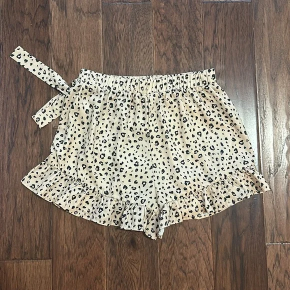 Cheetah print skort - Picture 3 of 4